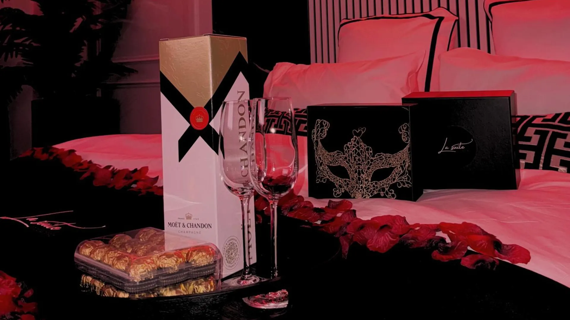La Suite Trocadero - Private Jaccuzi Париж Апартаменты